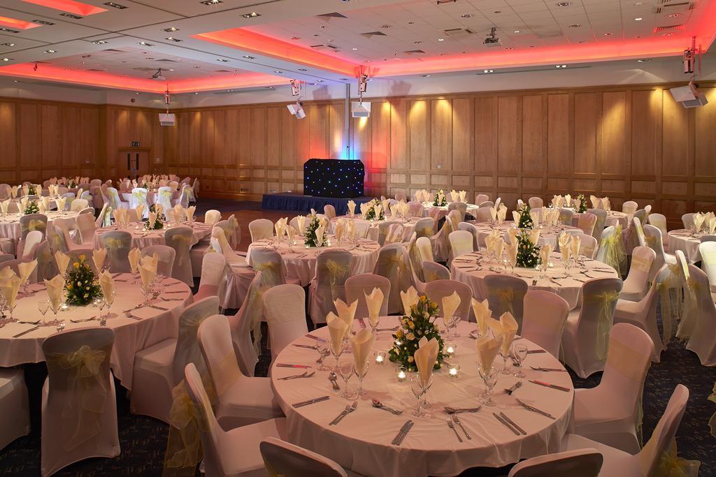 Mandolay Hotel Guildford Esterno foto