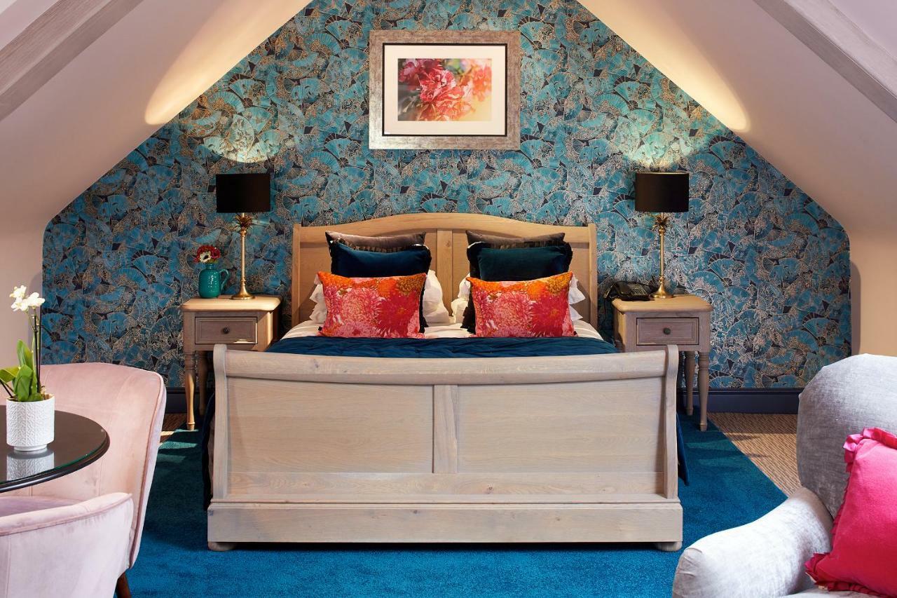 Mandolay Hotel Guildford Esterno foto